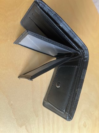 Billetera Estilo LV Damero Gris y Negro