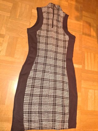 Vestido Stradivarius cuadros