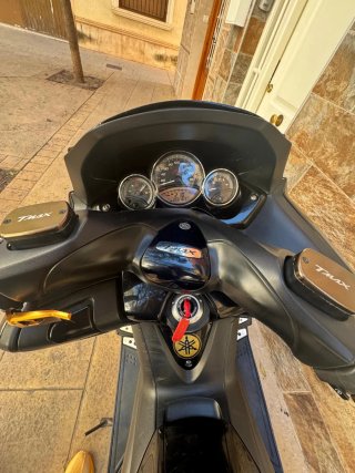 Yamaha Tmax 500 Maxi Scooter