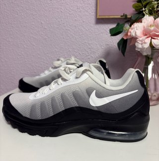Nike Air Max Invigor Print