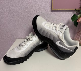 Nike Air Max Invigor Print