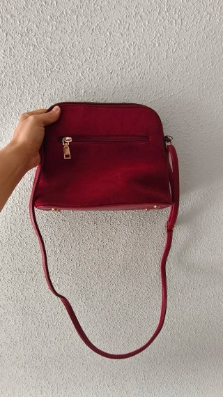 Bolso de mano rojo