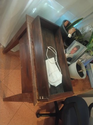 Escritorio antiguo madera maciza