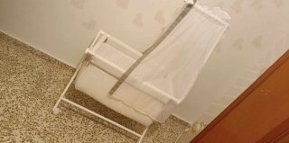 Minicuna bebé color blanco sin apenas uso