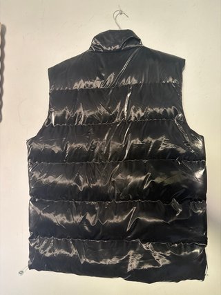 Chaleco Drip Negro Brillante
