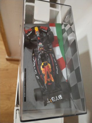 Red Bull Racing RB18 - Max Verstappen 2023