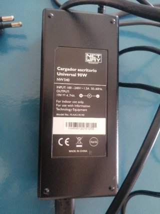 Cargador Net Way Technology Universal Portátil