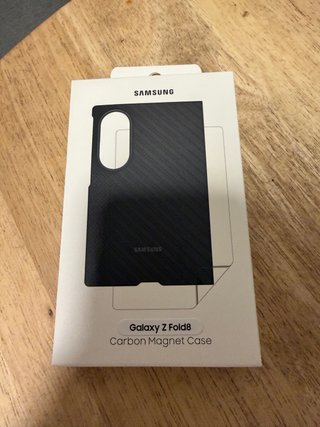 Funda Magnética Carbon - Galaxy Fold 8 Negra