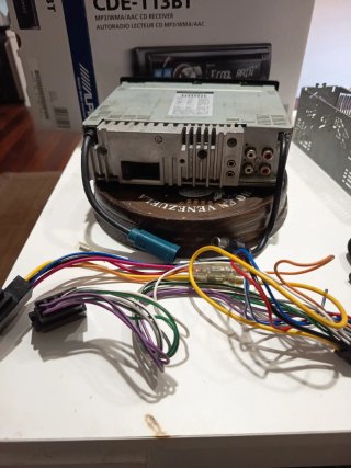 Radio CD Alpine CDE-113BT Bluetooth