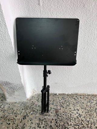 Atril negro para música
