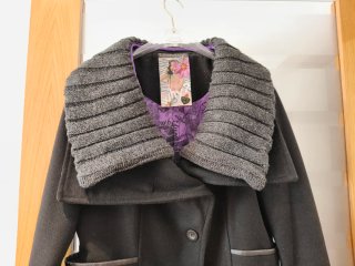 Abrigo Desigual Negro Talla M