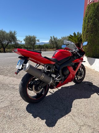Yamaha R1