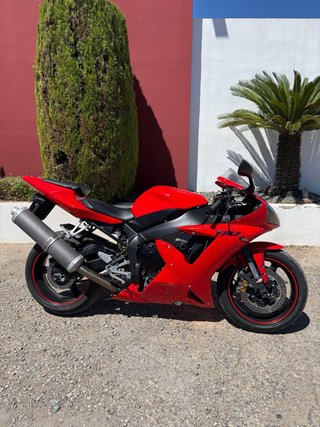 Yamaha R1