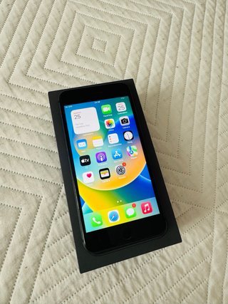 iPhone 8 Plus 64GB Negro - Batería Nueva
