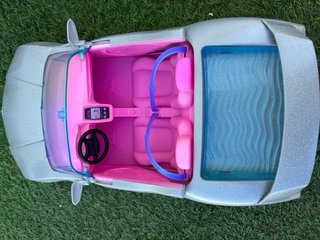 Coche Barbie Extra Mattel Descapotable Plateado