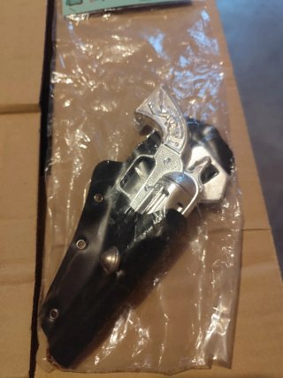 Pistola de Juguete y Funda