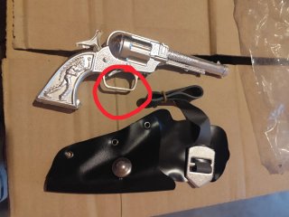 Pistola de Juguete y Funda