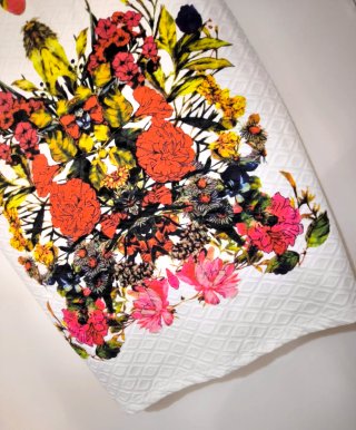 Vestido licra blanco estampado TM