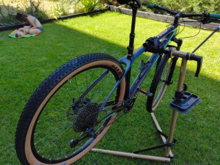 KTM MYROON GLORY