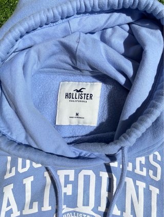 Sudadera Hollister Croped Azul Celeste (Talla S/M)
