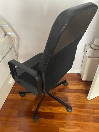 Silla de estudio negra