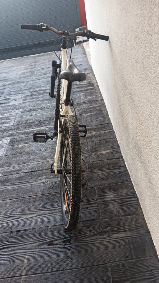 Bicicleta Montaña Mondraker Finalist 24 + candado