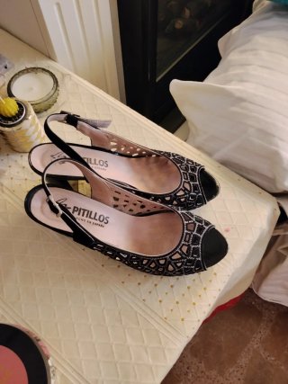 Zapatos Pitillos Negros y Plateados