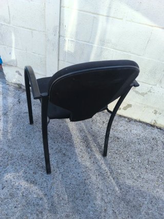 Silla Negra Tela y Metal