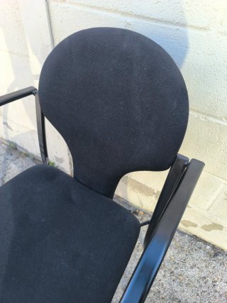 Silla Negra Tela y Metal