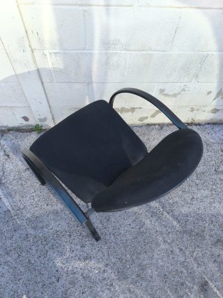 Silla Negra Tela y Metal