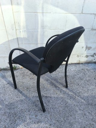 Silla Negra Tela y Metal