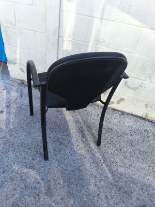 Silla Negra Tela y Metal