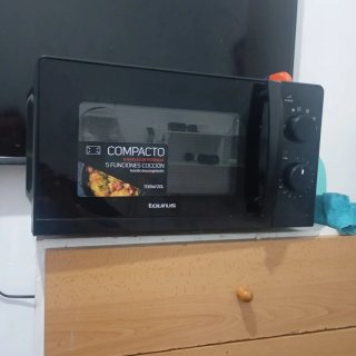 Microondas Taurus Compacto 700W 20L