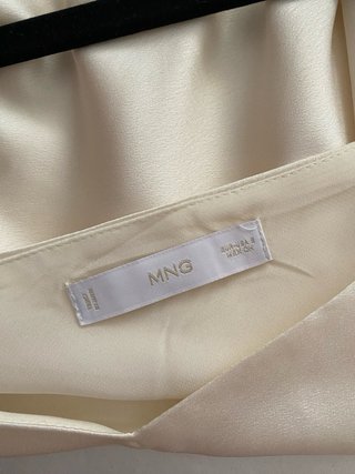 Top de tirantes beige