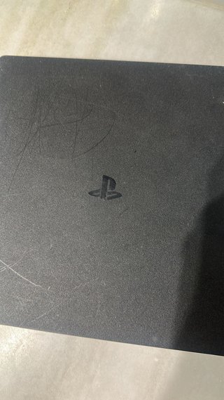 Consola PS4 Slim Negra