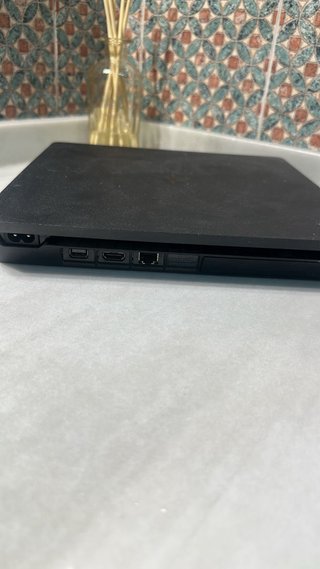 Consola PS4 Slim Negra
