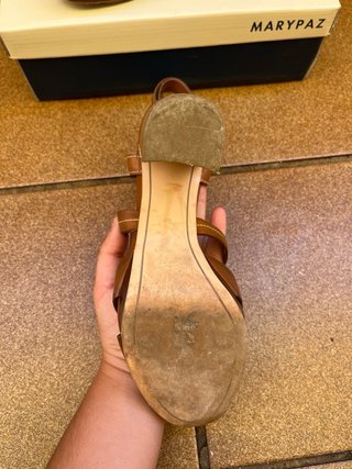 Sandalias de tacón Massimo Dutti marrones