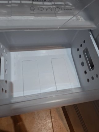 Congelador Vertical Becken A+ 145x55x55