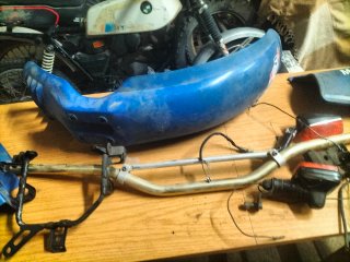 Piezas moto 600cc azul