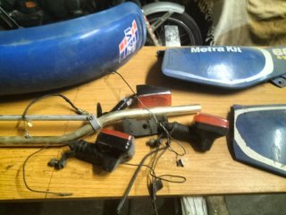 Piezas moto 600cc azul
