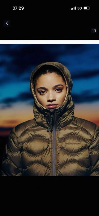 Chaqueta Peak Performance Helium Nova Mujer
