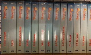 Lotto 16 VHS Take Off - L'Aviazione Video