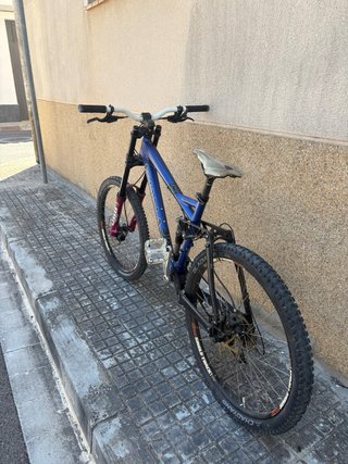 Bicicleta Downhill Doble Suspensión (Se negocia €)