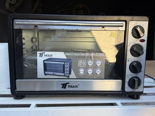 Horno Eléctrico de Convección y Rustipollo de 30 L