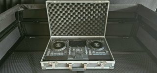 Numark Mixstream PRO+ Maletín DJ