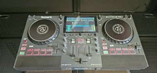 Numark Mixstream PRO+ Maletín DJ