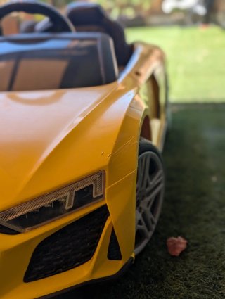 Coche Eléctrico Infantil Audi R8 Amarillo