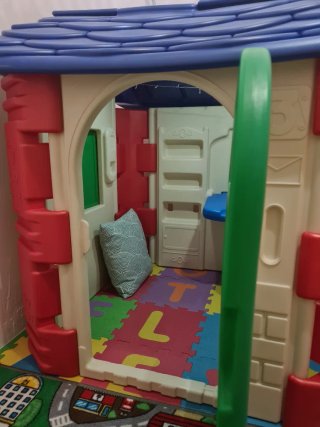 Casita de jardín infantil FEBER