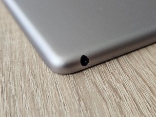 iPad 6ª Gen 32GB Wi-Fi + Custodia per Bambini