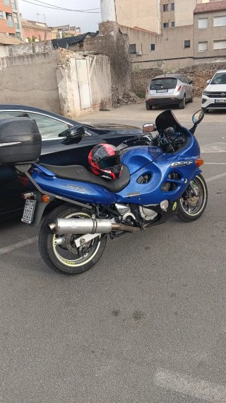 Suzuki GSX 600 F 82 CV Modificada